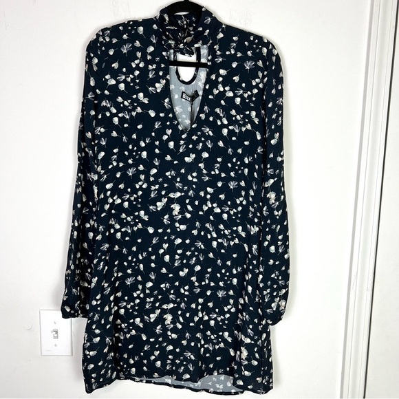 Beach Riot Mini Dress women S Revolve Beach Riot Sydney White Black Dress - Picture 9 of 11